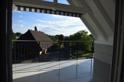 Balkon 
DG Ost